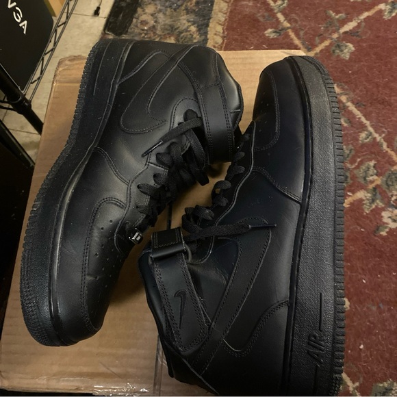Nike Air Force 1 '07 Mid Triple Black Size 13 - Picture 3 of 11